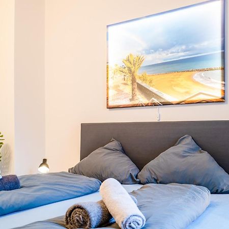 #221 Moderne City Wohnung Im Herzen Von نيوس المظهر الخارجي الصورة