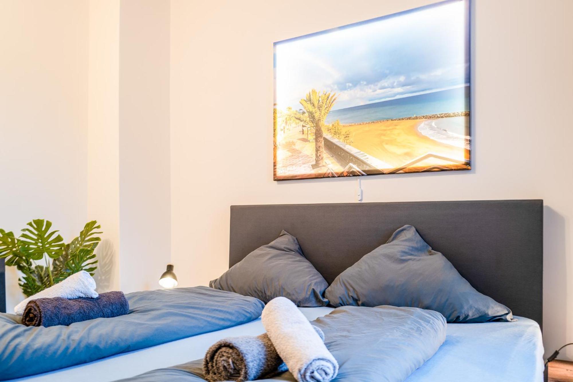 #221 Moderne City Wohnung Im Herzen Von نيوس المظهر الخارجي الصورة