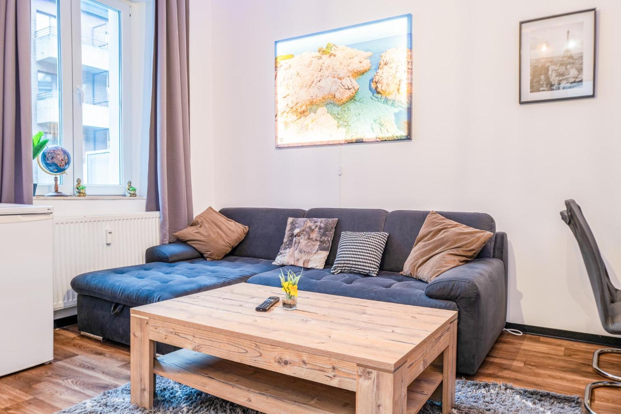#221 Moderne City Wohnung Im Herzen Von نيوس المظهر الخارجي الصورة